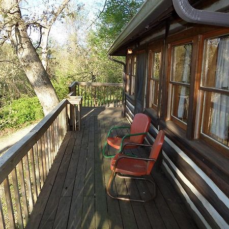 Lake Lucerne Treehouse Villa Eureka Springs Exterior photo